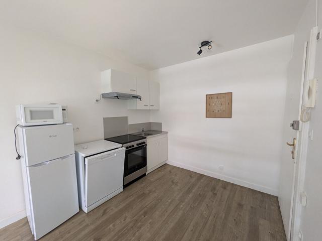 Appartement Thonon Les Bains 1 pièce s 30.69 m2