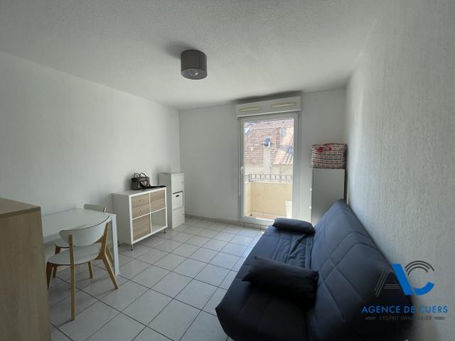 Appartement Toulon 1 pièce s 20.44 m2 MEUBLE