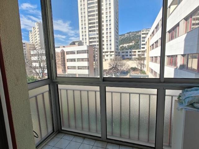 Appartement Toulon Claret 4 pièce s 70 m2, 3 chambres, logg. 70m² Toulon