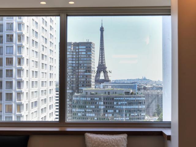 APPARTEMENT TOUR REFLET BEAUGRENELLE PARIS XV Eme