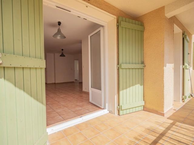 Appartement trois chambres, garage, tout à pied 89m² Draguignan