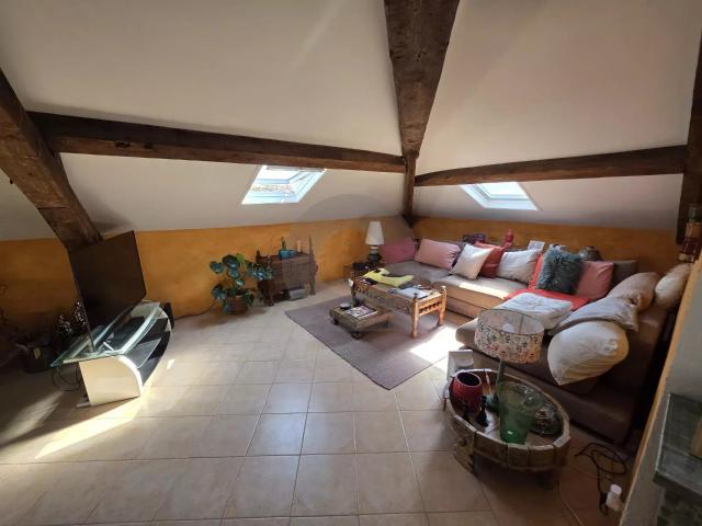 Appartement Trois Pieces Menton Mairie Dernier Etage 71m² Menton