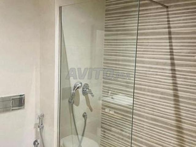 Appartement traversant moderne Quartier Oasis
