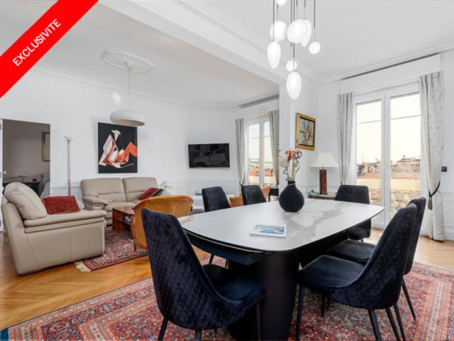 Appartement traversant au coeur du Carré d'Or