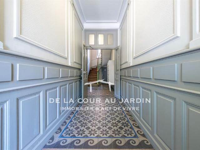 Appartement traversant aux volumes généreux 65m² Dijon