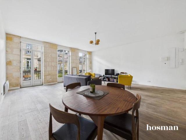 Appartement traversant de 3 pièces avec balcon, Proche Gare, Bordeaux