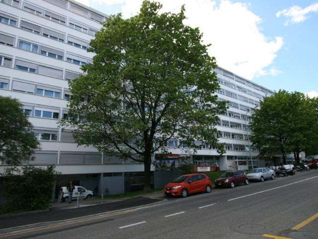 Appartement traversant de 5 pièces avec Loggia Régie du Centre