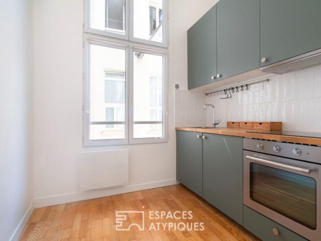Appartement traversant proche Seine au coeur de la capitale