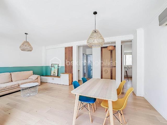 APPARTEMENT TRAVERSANT T2 DE 54 M² AVEC UNE GRANDE CAVE À MONTPELLIER