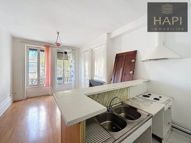 Appartement traversant T2 42m2
