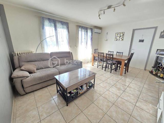 APPARTEMENT TRAVERSANT 73 M2 AVEC GARAGE