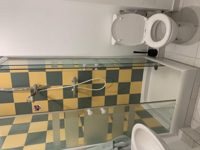 Appartement tranquille au fond du jardin