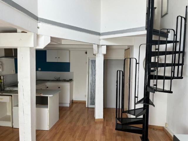 Appartement Trets 1 pice s 40.18 m2