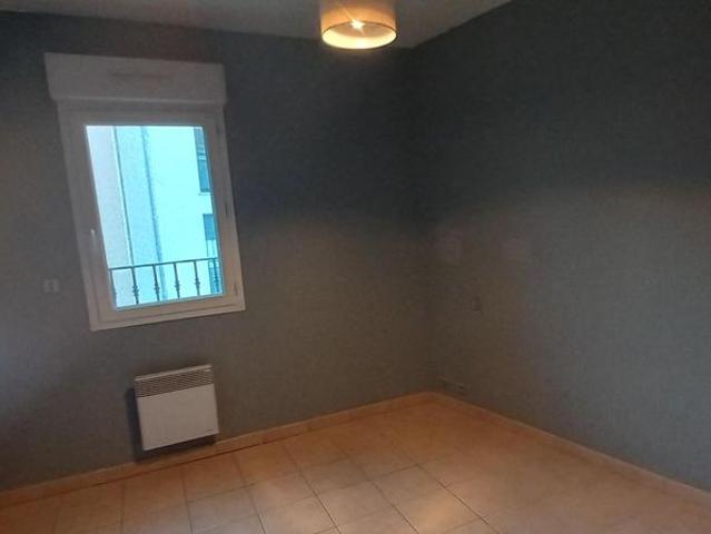 Appartement Trets 3 pi�ce s 65.74 m2