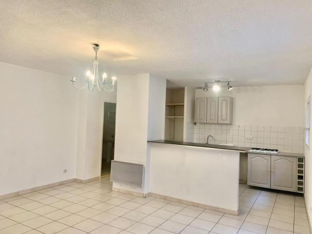 Appartement Trets 3 pièce s 73.69 m2,Trets 13530