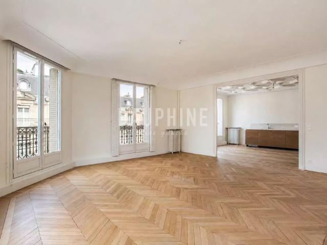 Appartement • Triangle d'Or