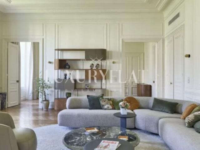 Appartement • Triangle d'Or