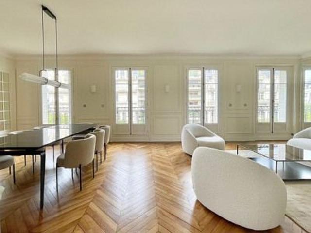 Appartement • Triangle d'Or