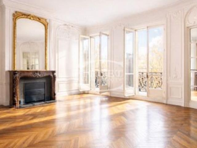 Appartement • Triangle d'Or