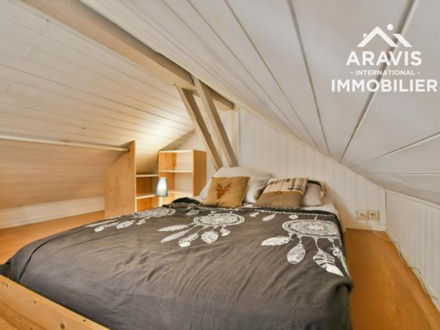 Appartement triplex avec terrasse et balcon