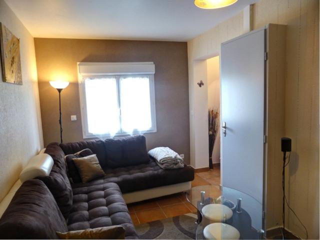 APPARTEMENT TRIPLEX T4 68,13 m² VAULX MILIEU