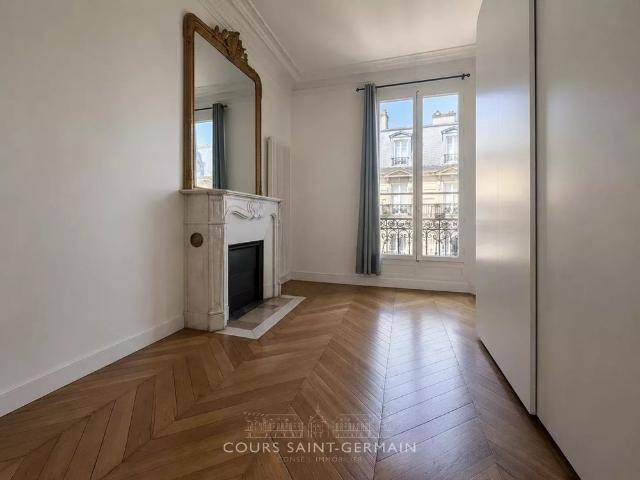 Appartement • Trudaine Maubeuge