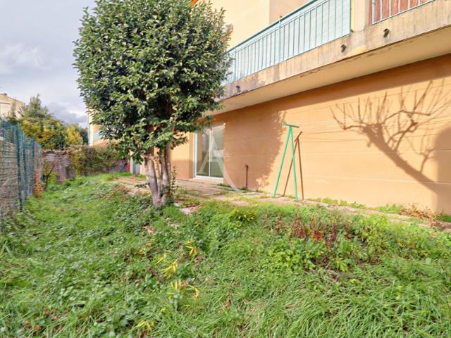 APPARTEMENT TYPE3 DE 68.78 m2 EN REZ DE JARDIN AVEC JARDINET BOX MANOSQUE