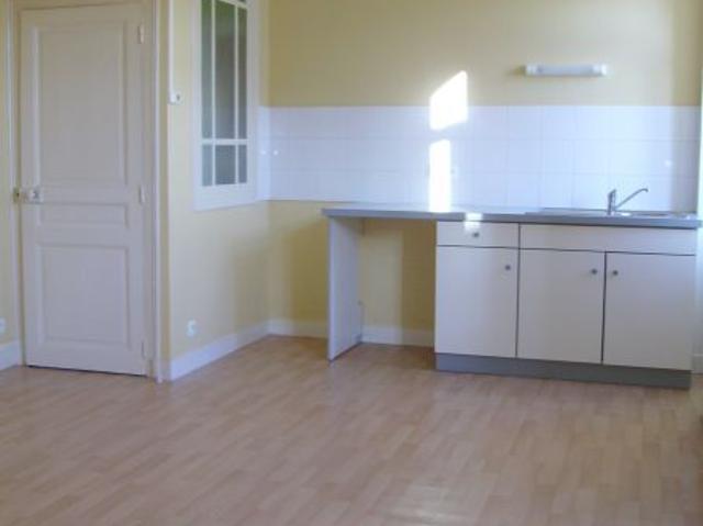 Appartement type F2 Carentan 2e �tage