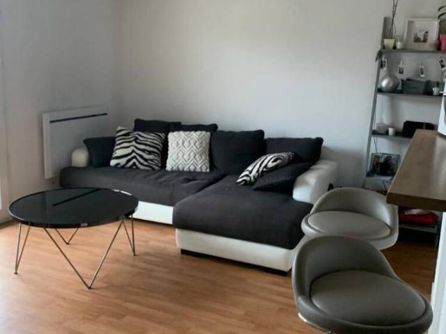 APPARTEMENT TYPE II SECTEUR DEMI LUNE