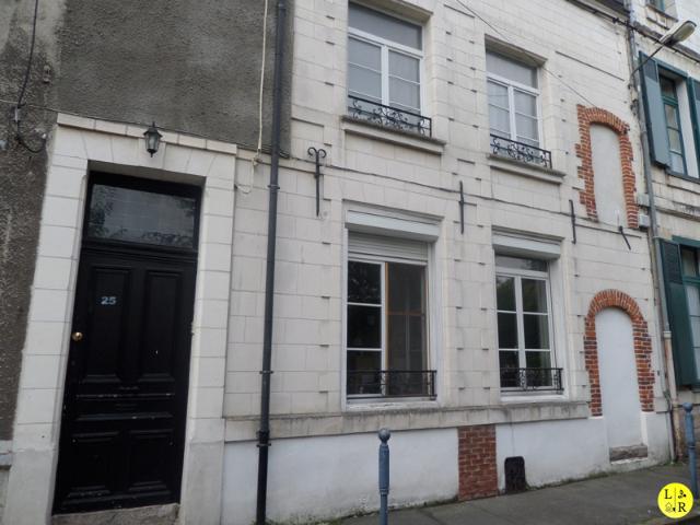 APPARTEMENT TYPE III HYPER CENTRE
