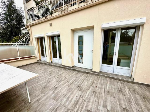 Appartement, “type petite maison”, de 75m2 entièrement rén