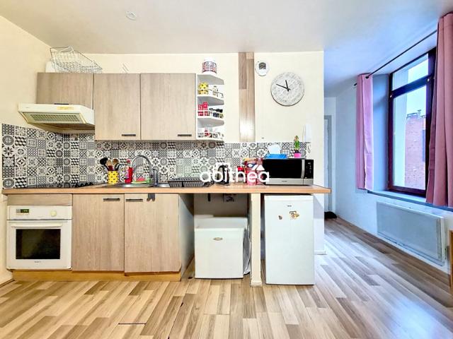 APPARTEMENT type T2 EN HYPER CENTRE