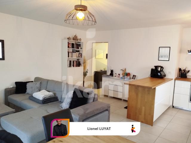 Pour investissement Appartement Type T3 avec balcon et place de Parking en sous sol sécurisé