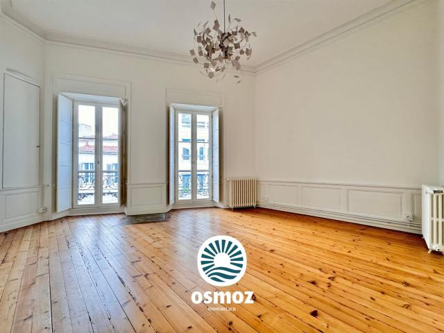 Appartement type T3 bis à quelques pas du vieux port ! 85m² La Rochelle