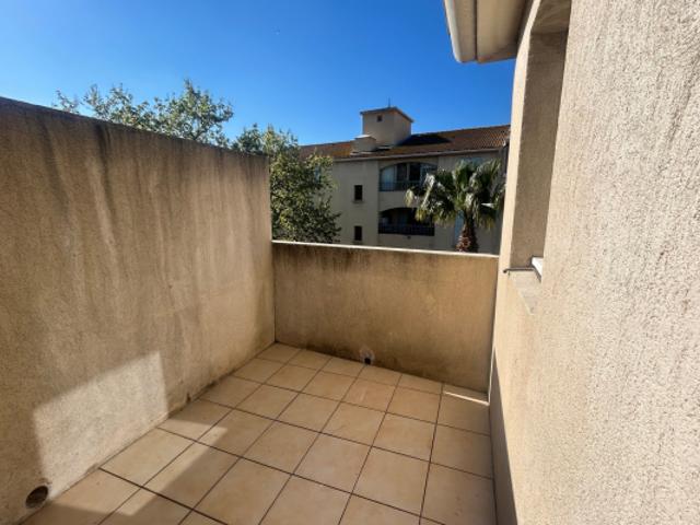 APPARTEMENT TYPE T3 + TERRASSE PARKING EN SOUS SOL