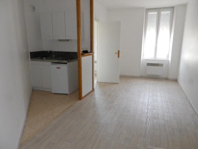 APPARTEMENT type 1 CENTRE VILLE
