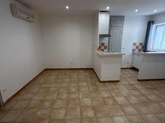 Appartement Type 2 13650 MEYRARGUES