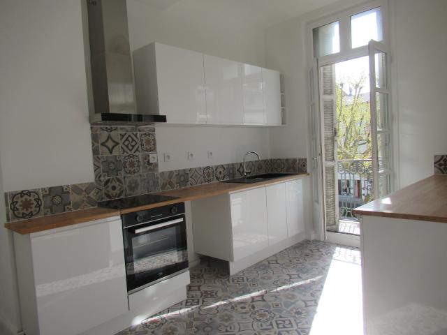 APPARTEMENT TYPE 2 BIS AVEC VUE ET BALCON