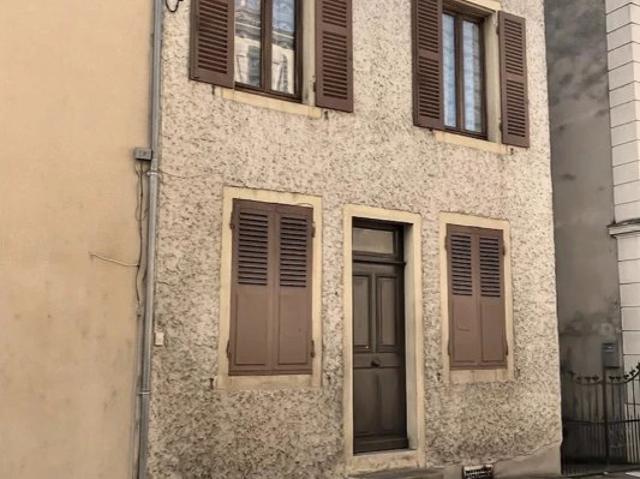 Appartement type 2 en RDC. avec jardin