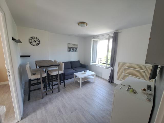 Appartement type 2 meublé 36.13 m2 secteur Champ de Mars