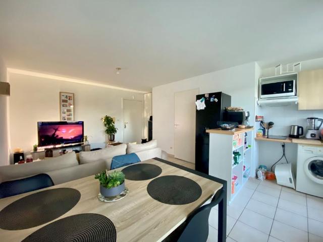 APPARTEMENT TYPE 2 POITIERS EST