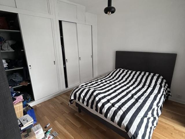 APPARTEMENT TYPE 2 / PARKING / CAVE / CENTRE VILLE