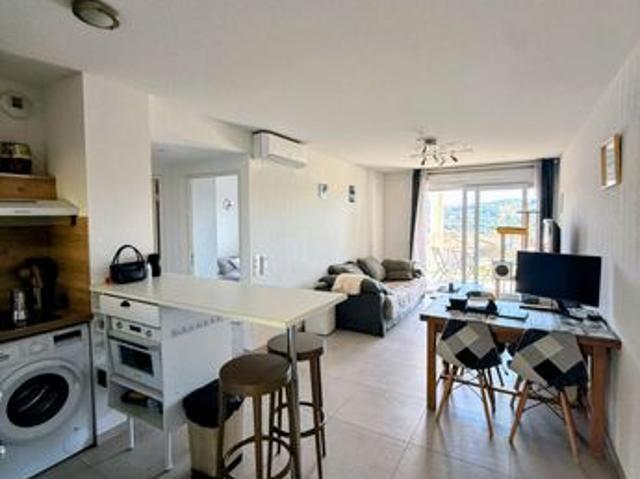 Appartement type 2 Pièces Grasse + Place de stationnement