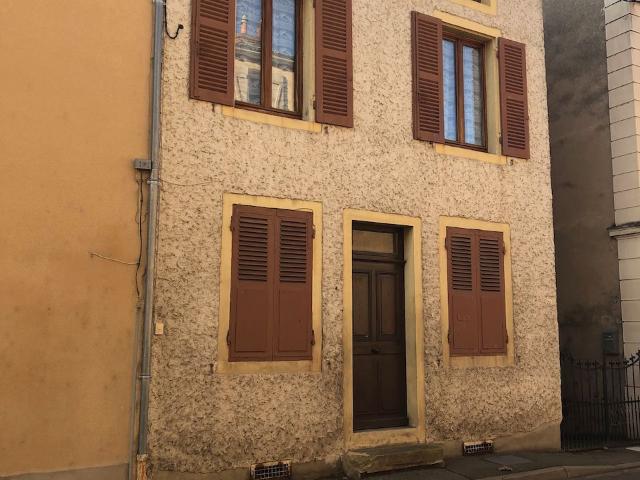 APPARTEMENT TYPE 2 PROCHE CENTRE VILLE
