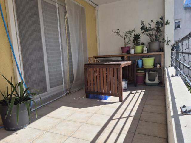 APPARTEMENT TYPE 3 70 M2 TERRASSE 13010 MARSEILLE