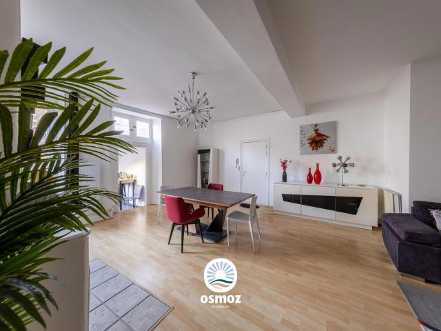 Appartement type 3 à quelques mètres du vieux port ! 78m² La Rochelle