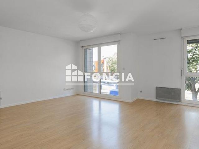 Appartement type 3 dans résidence récente