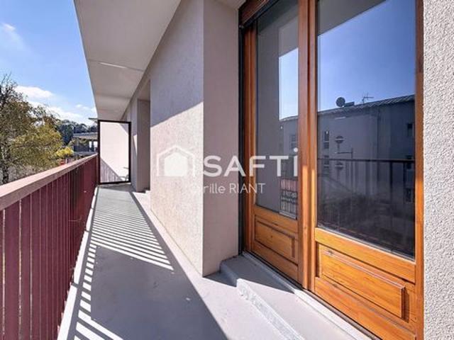 Appartement type 3 de 80 m² avec balcons