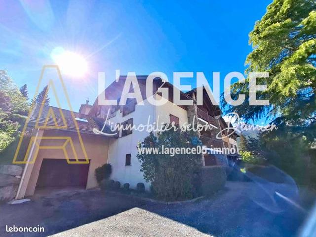 Appartement Type 3 duplex avec jardin et garage