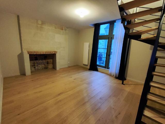 Appartement type 3 en duplex TOURS CENTRE